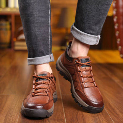 Nuevos zapatos de cuero genuino para hombre, modernos, cómodos y transpirables.