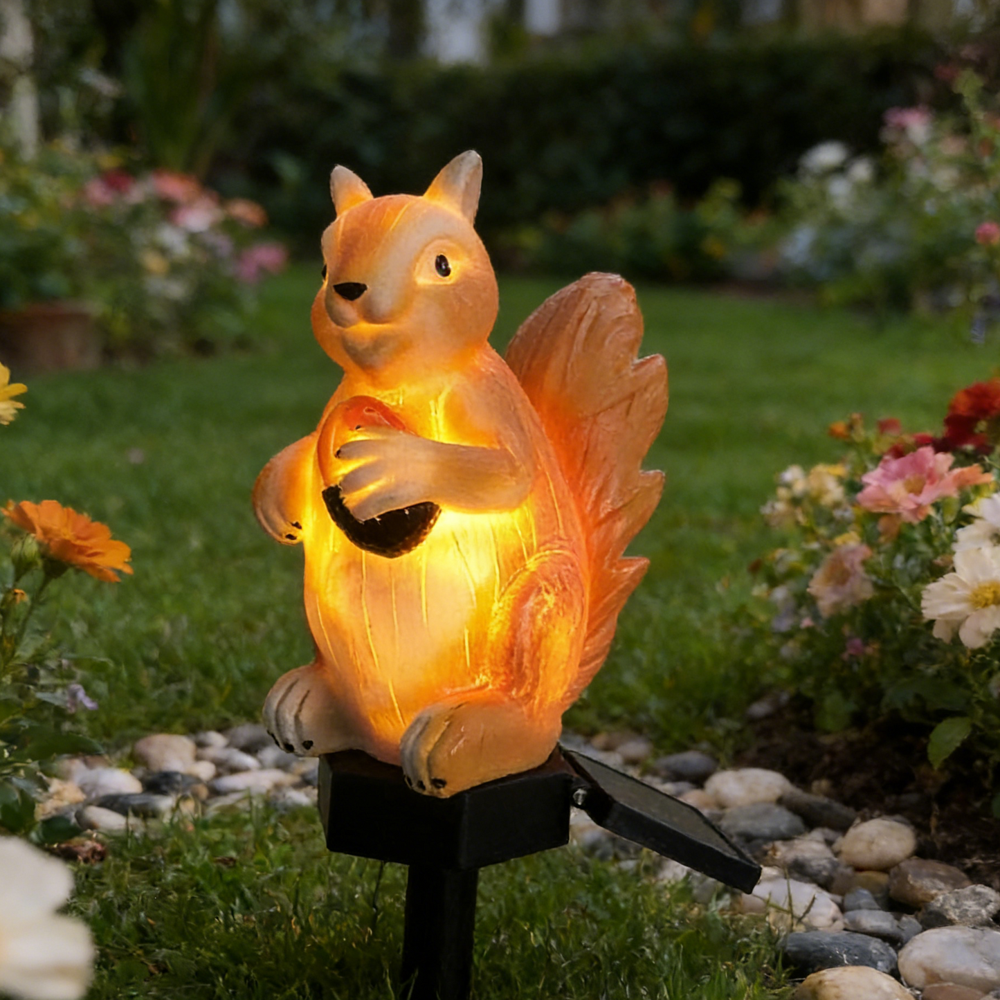 Lámpara solar decorativa de búho: luz cálida para tu jardín