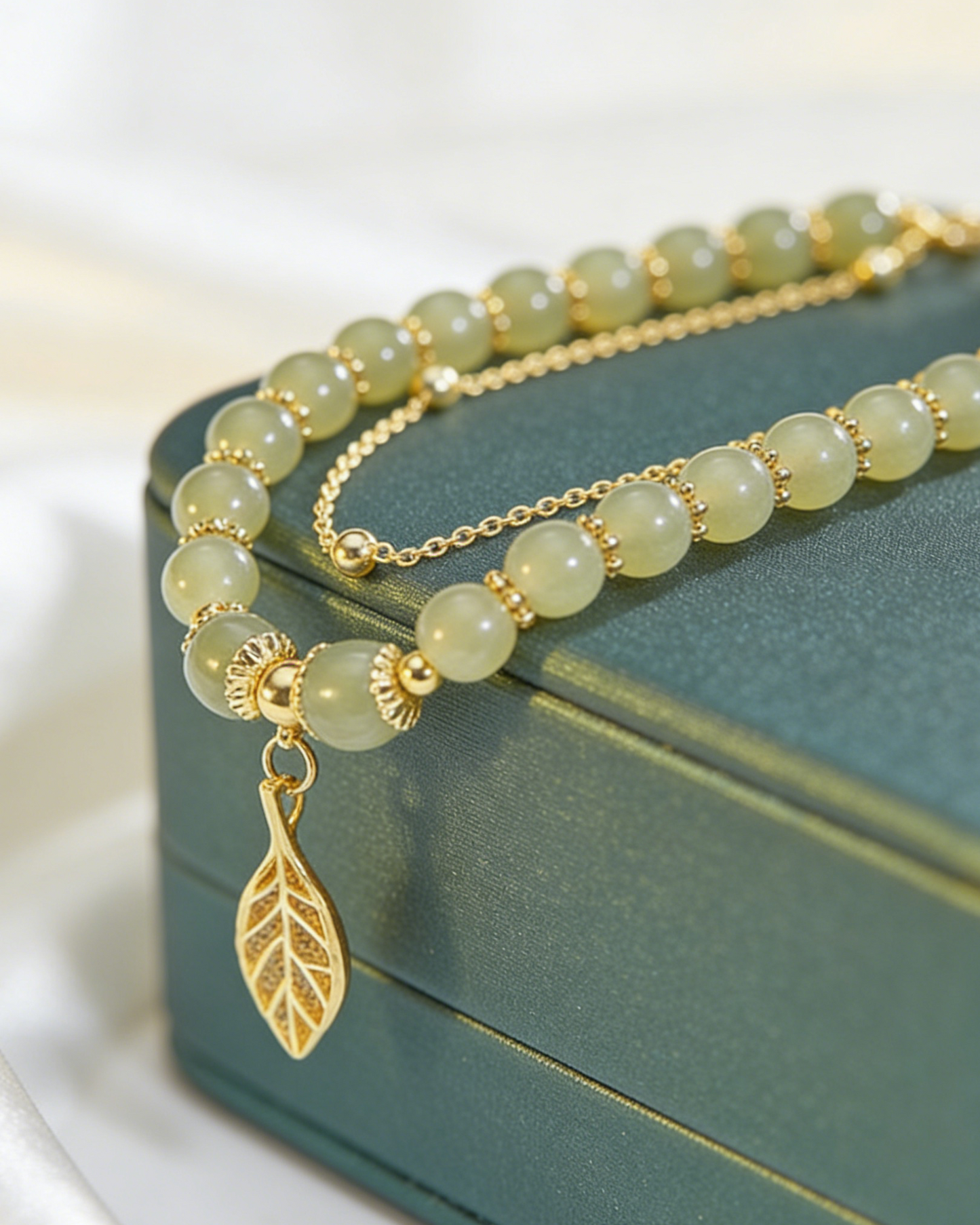 【Compra uno y llévate otro gratis】2 pulseras de oro de 14K con jade Hetiano-E